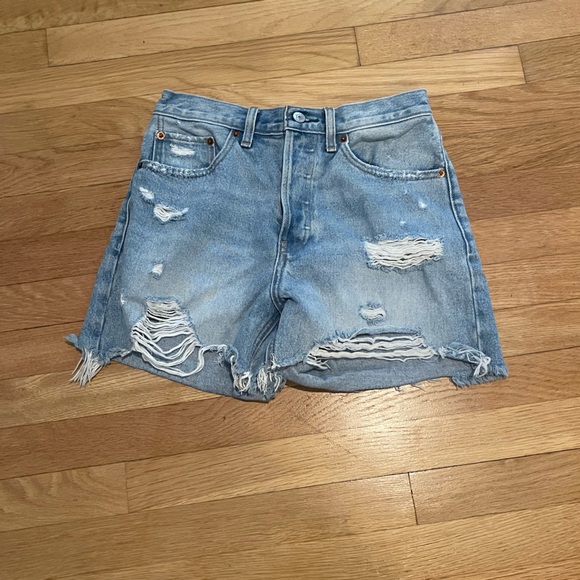 A&F High Waisted 4 Inch Shorts - Picture 1 of 3